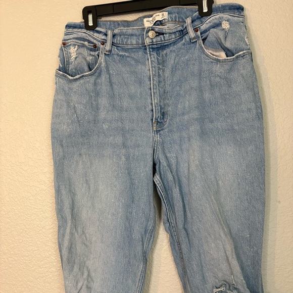 Abercrombie & Fitch Curve Love The 90s Straight Ultra High Rise 14 - Picture 4 of 5